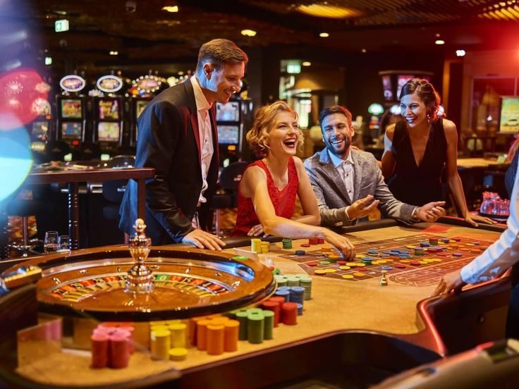 Slot game selection interface showing Aviator, Sweet Bonanza, Gates of Olympus, Fortune Tiger, and Mahjong Ways titles